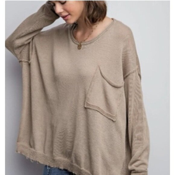 Easel Oversized Knitted Sweater Front Pocket Distressed Hems Size Medium Tan - Picture 1 of 11